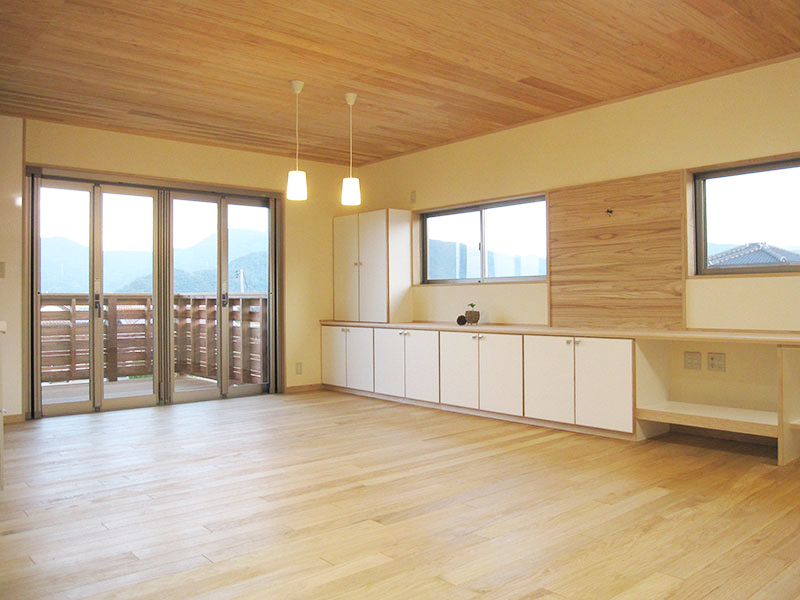 シンラテックのフローリング